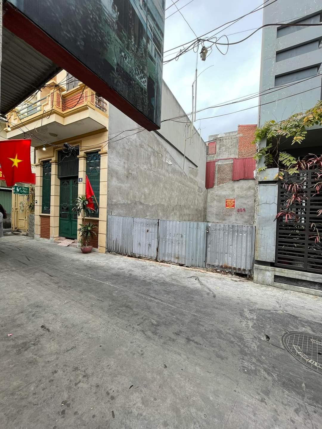 Bán lô đất gần mặt đường Đình Đông, diện tích 65m ngõ to, GIÁ 2.6 tỉ cực đẹp