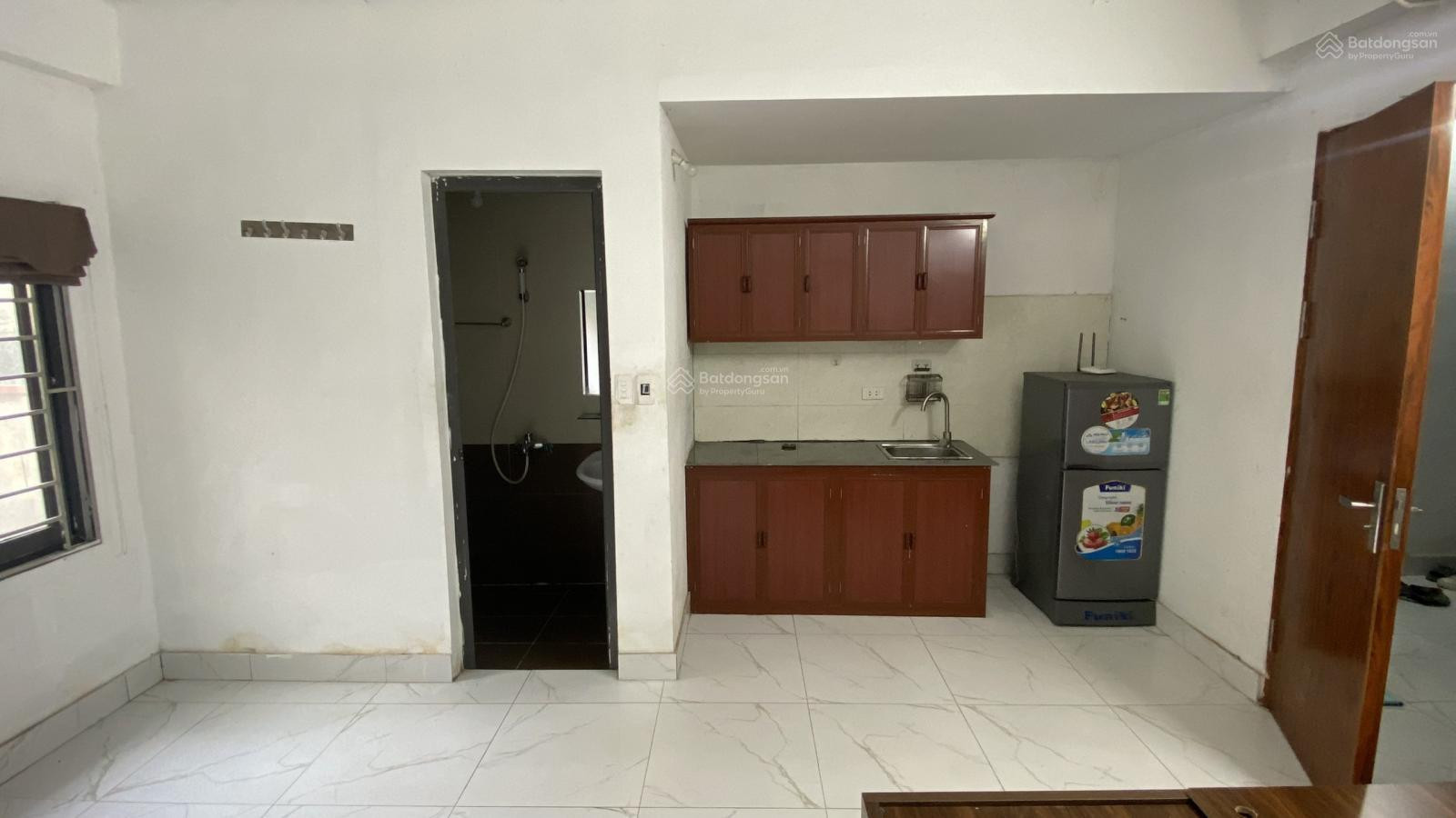 Bán CHDV mặt ngõ 45 Võ Chí Công. Dt 115m2 x 6T, 11 phòng khép kín, doanh thu 60 triệu/tháng, Giá 10,8 tỷ.