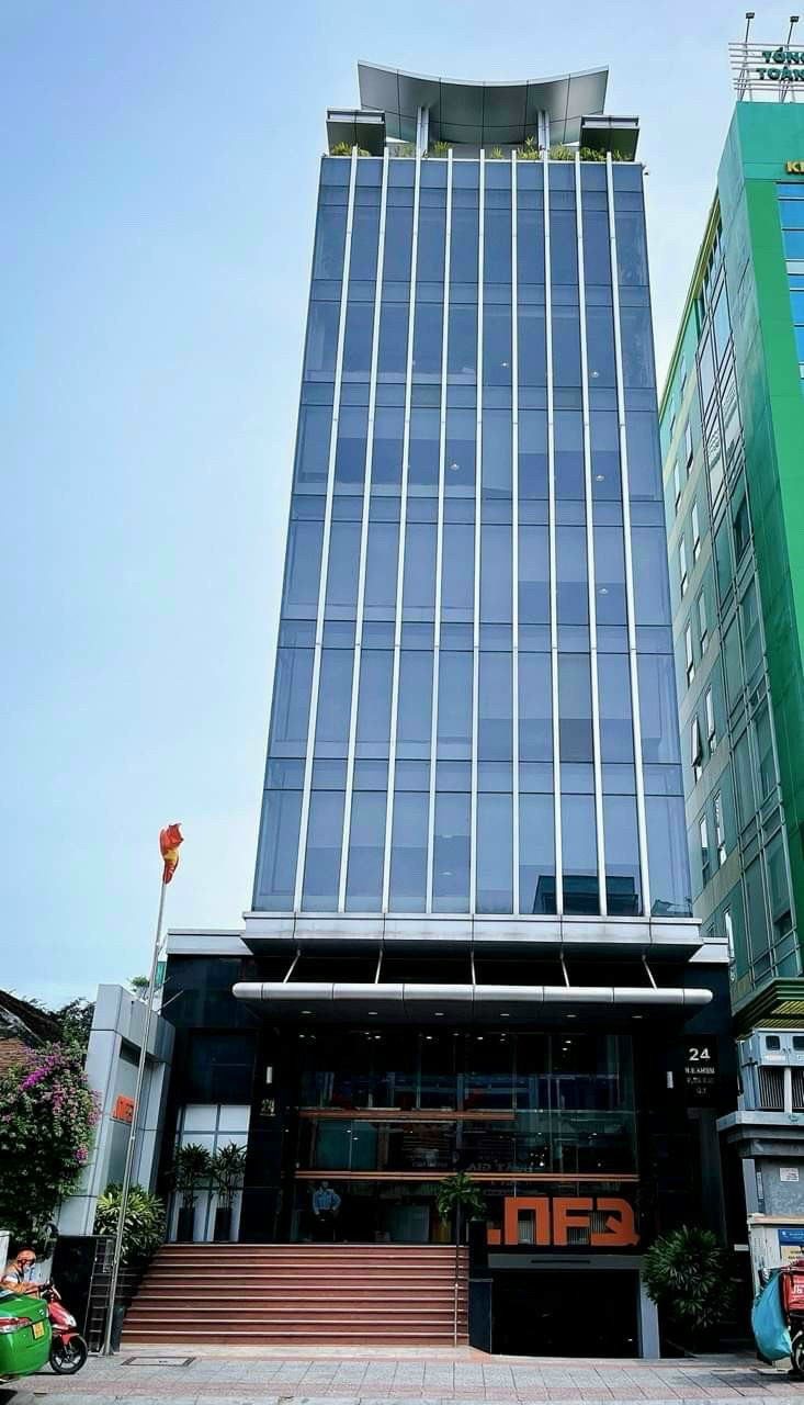 Cần bán nhà đường Cô Bắc, P.CG, Q.1. 165 Tỷ. Dt: 10.1x22m, 224,3m2.