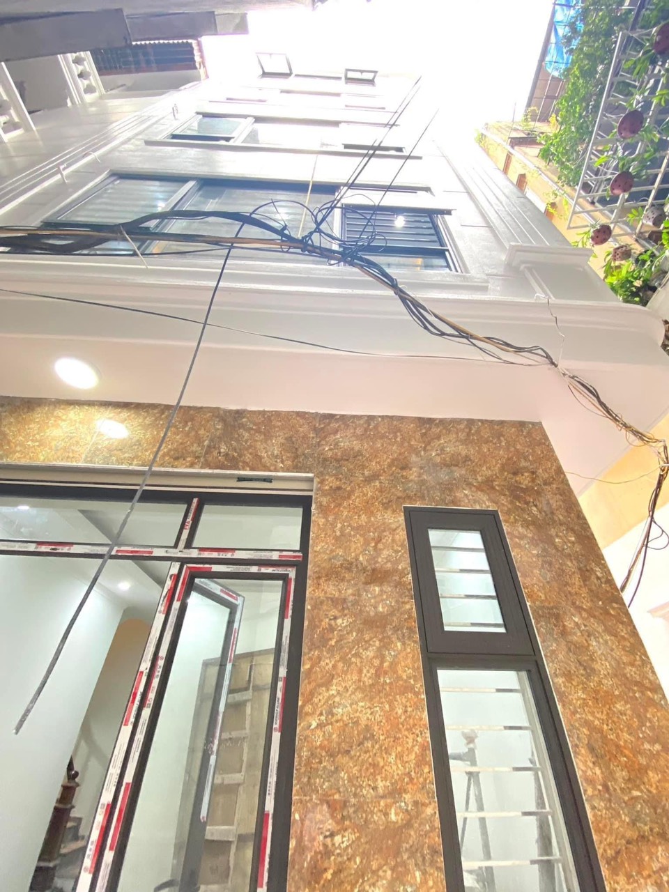 Chỉ 6,05 tỷ chó nhà 34mx6 tầng-Thang máy-lô góc-Ngã Tư Sở-Đống Đa nhà mới-full nội thất ở ngay