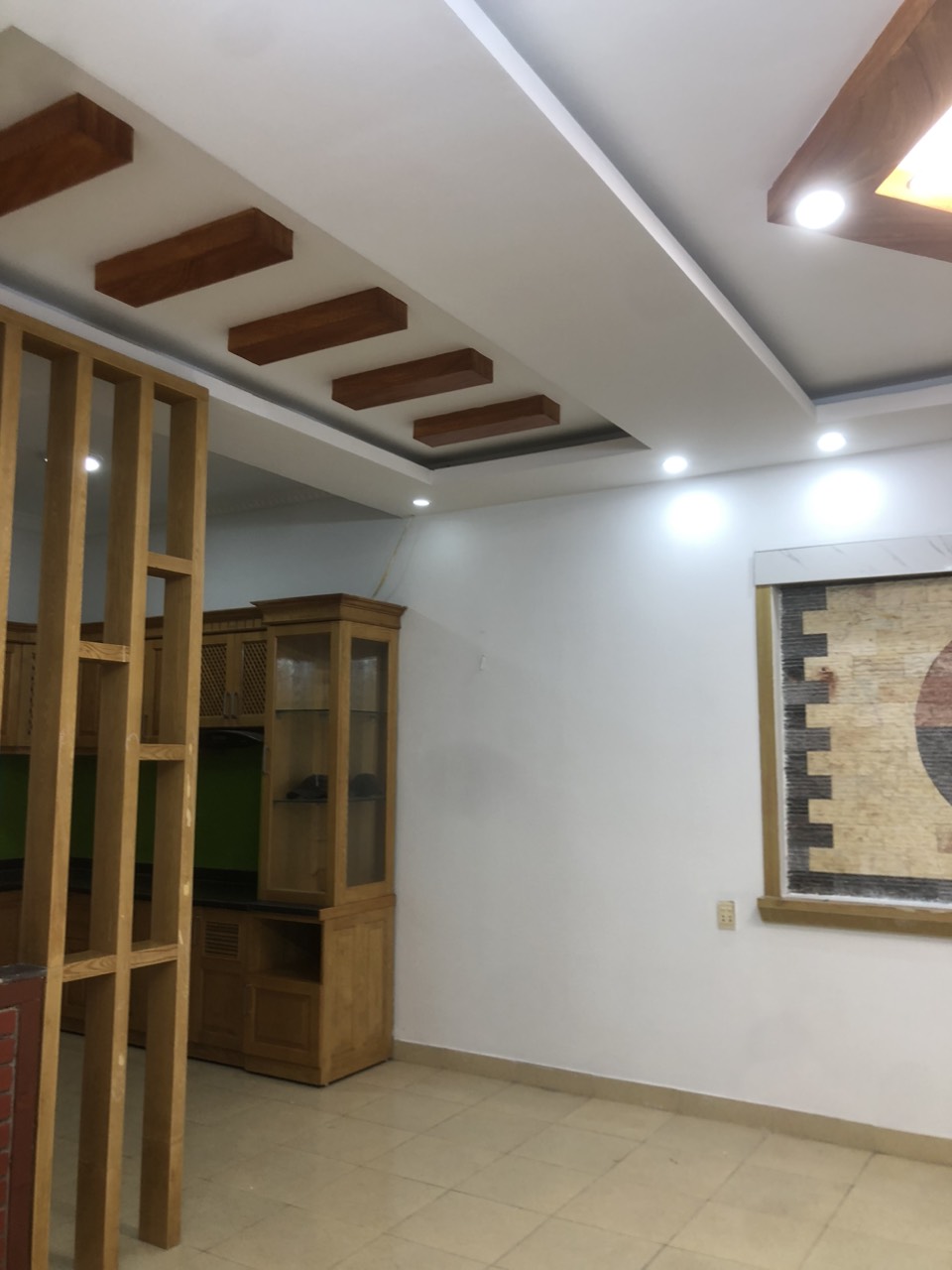 Bán nhà ngõ 46 Lạch Tray, diện tích 52m, nhà độc lập 3 tâng, GIÁ 2.25 tỉ