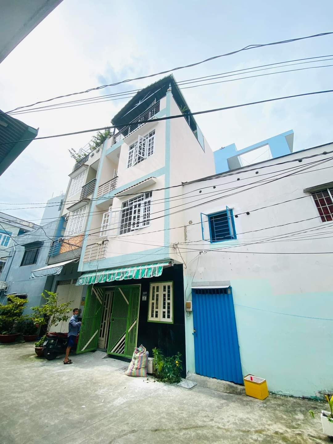 Chủ Cần Bán Nhà Đẹp 4 Tấm Q4 - DT 41M2 - Xe Hơi Ngủ Trong Nhà - Giá 6 Tỷ Nhĩnh