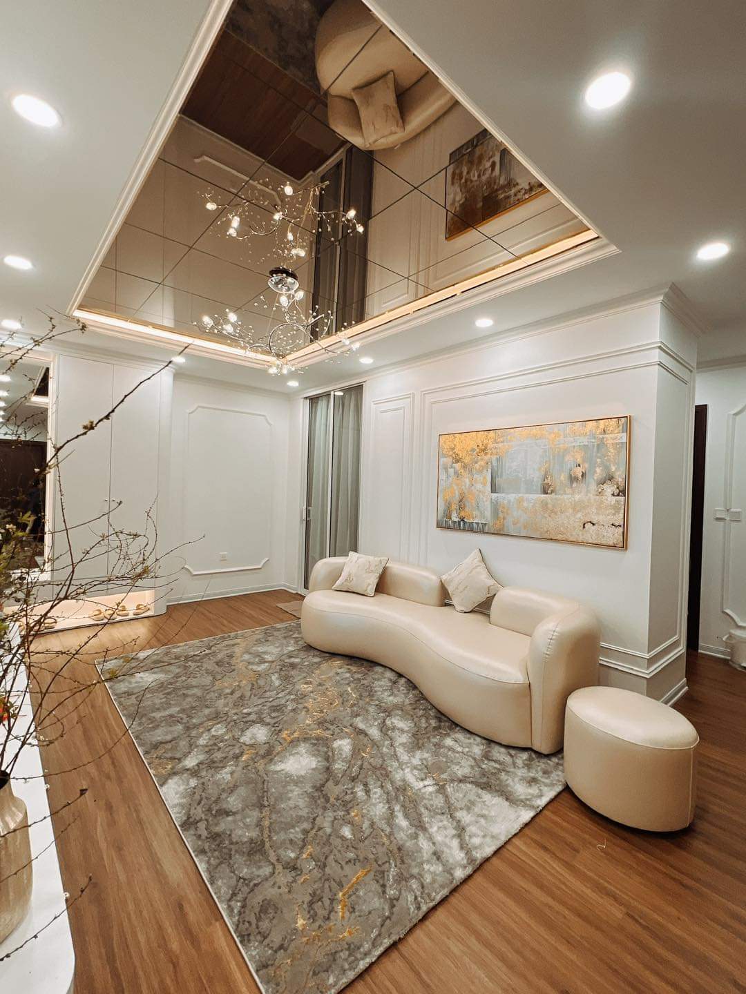 Chủ nhà cần bán gấp Biệt Thự 7 tầng Việt Hưng 80m, mt 5m, vỉa hè, ô tô, kinh doanh, thang máy, hơn 17 tỷ