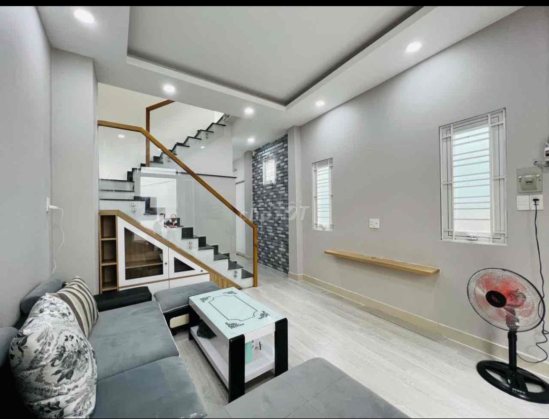 Bán gấp nhà hẻm 1 sẹc đường Hoà Hảo, P7, Quận 11 với 5.3 tỷ