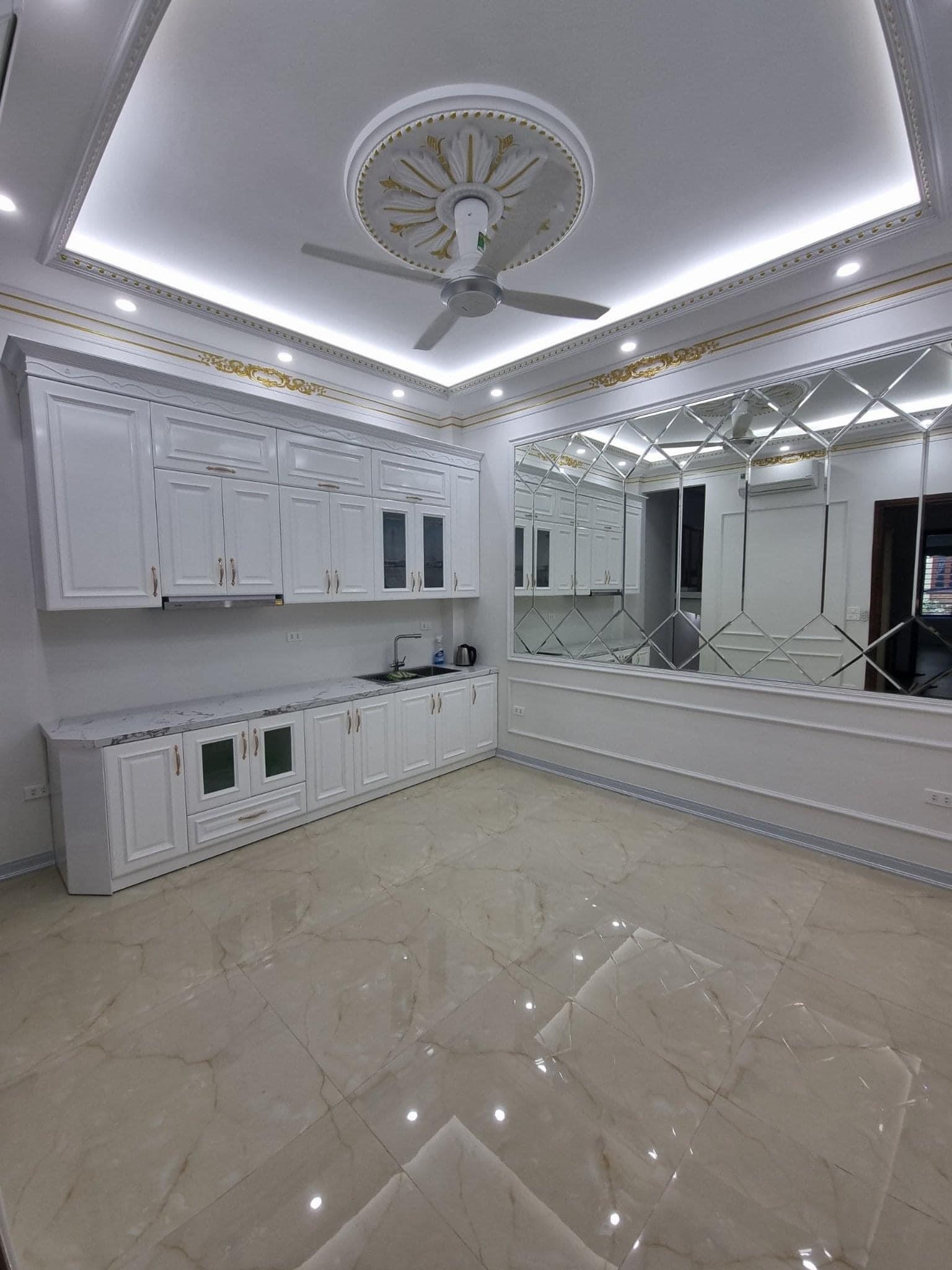 BÁN NHÀ HOÀNG QUỐC VIỆT, CẦU GIẤY, NGÕ TO HƠN PHỐ, VIEW ĐẸP ĐẾN BẤT NGỜ