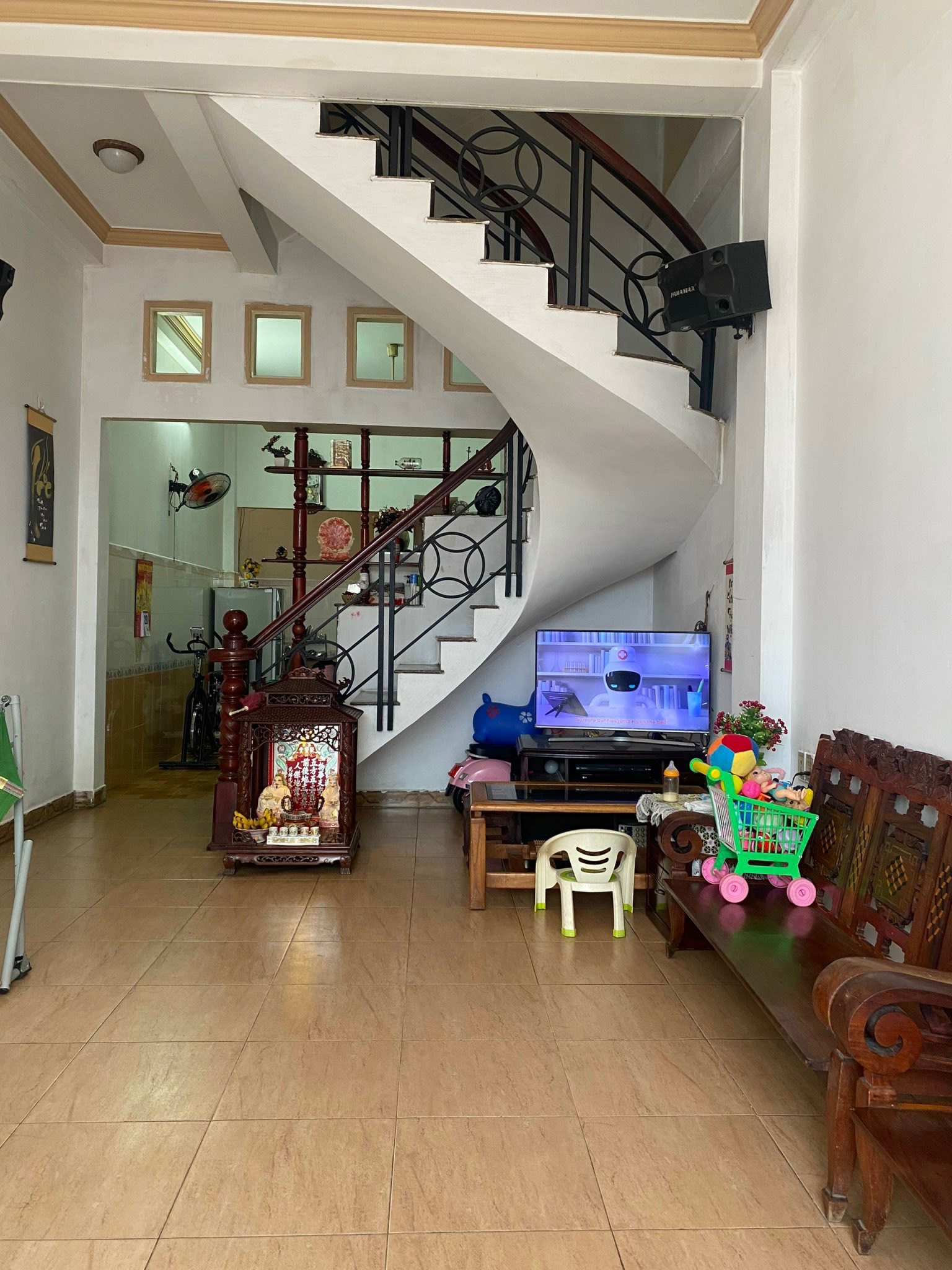 Chính chủ cần bán nhà mới đẹp , Đường Lê Văn Thọ , phường 11 , quận Gò Vấp hẻm 5m Diện tích 4x16m . Nhà 1