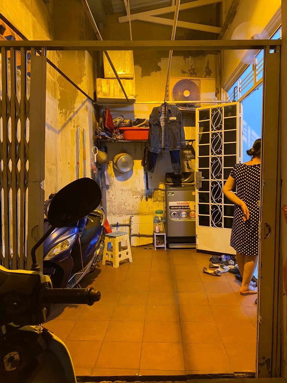 Cần BÁN Gấp DT 48M - HẺM XE BA GÁC - SỔ VUÔNG VỨC-Huỳnh Tấn Phát. TÂN KIỂNG . Giá 2 tỷ Nhỉnh Q7