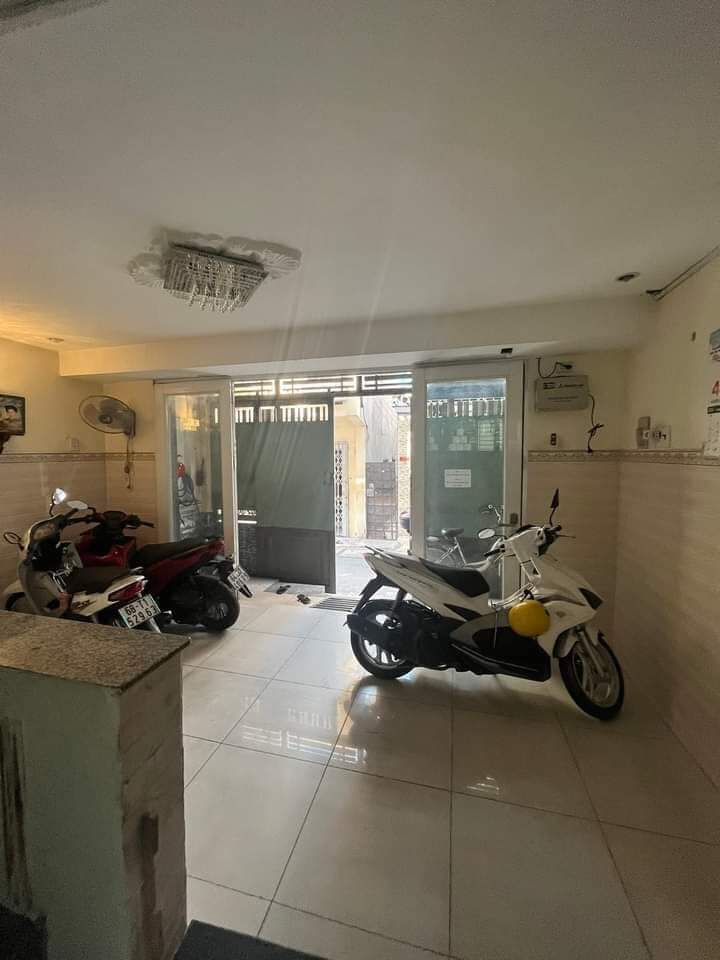 Xe Hơi đua nhau 70m2 Đỗ Xuân Hợp,Quận 9 -2T-SHR,k quy hoạch chỉ 3 tỷ thương lượng