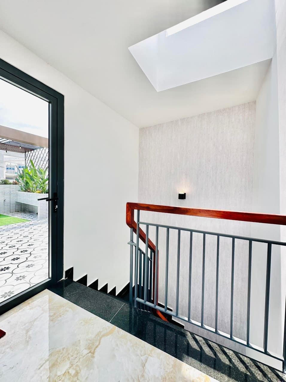 SIÊU PHẨM NHÀ PHỐ XÂY MỚI Vị trí: Thống Nhất, P.15 , Gò Vấp!! Chỉ có 4 tỷ 960 còn