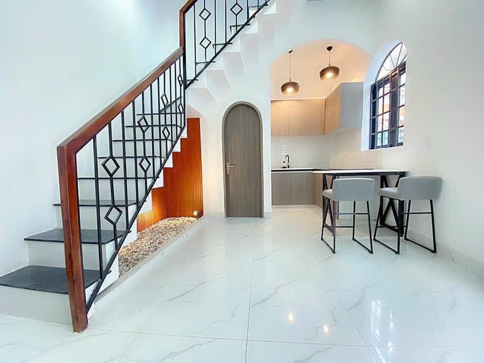 Siêu phẩm sau căn mặt tiền Nơ Trang Long P12 Q bình thạnh, ngay ngã tư Phan Văn TrịDiên tích 6.5 x4mTrệt ,lầu ,