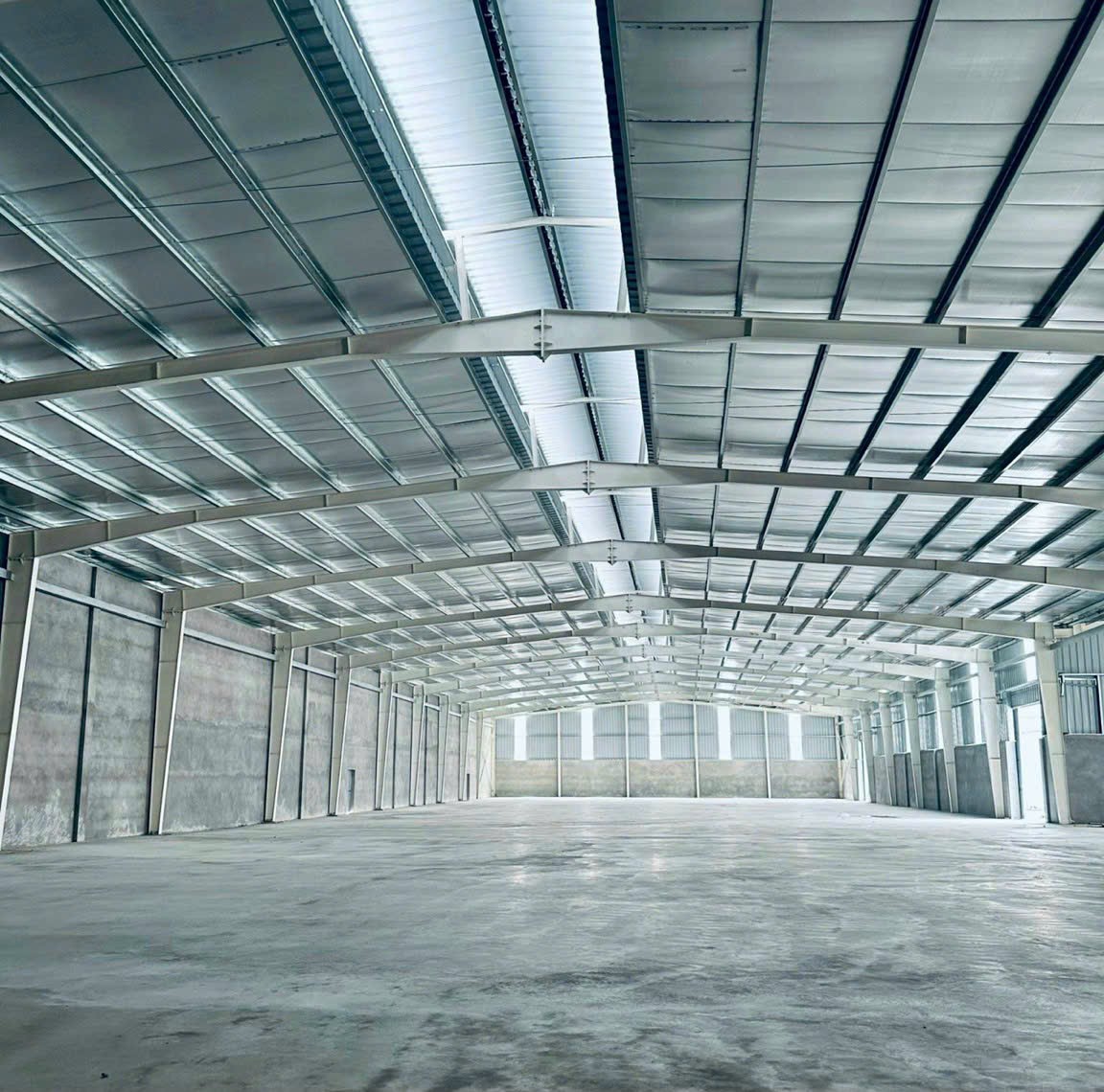 8000m2