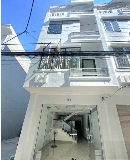 Bán nhà ngay mặt đường Khúc Thừa Dụ 2, 47m 4 tầng, ô.tô vào nhà, GIÁ 2.98 tỉ