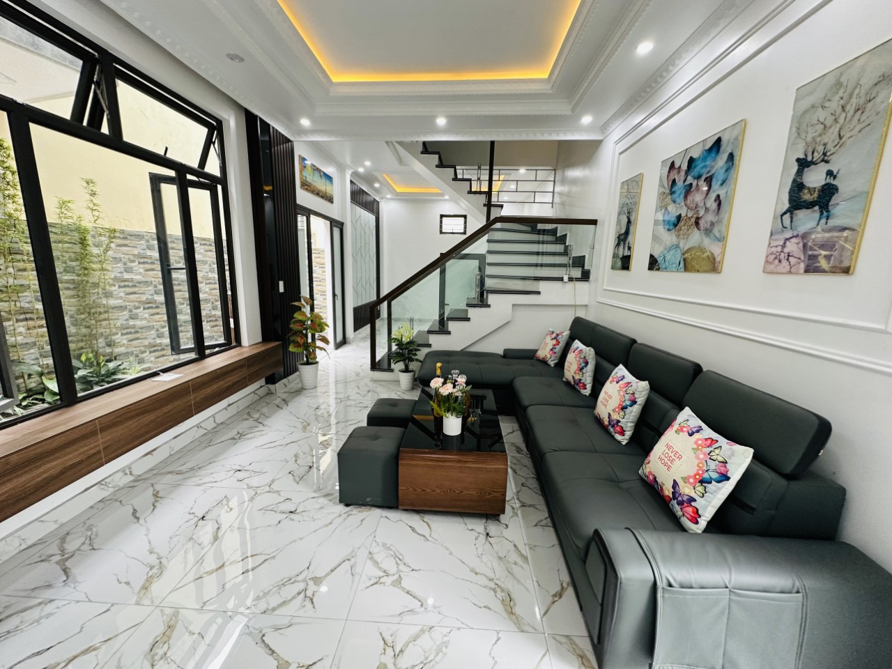 Bán nhà xây mới ngõ 639 Ngô Gia Tự, 45m 4 tầng, ô.tô tận cửa, GIÁ 2.55 tỉ