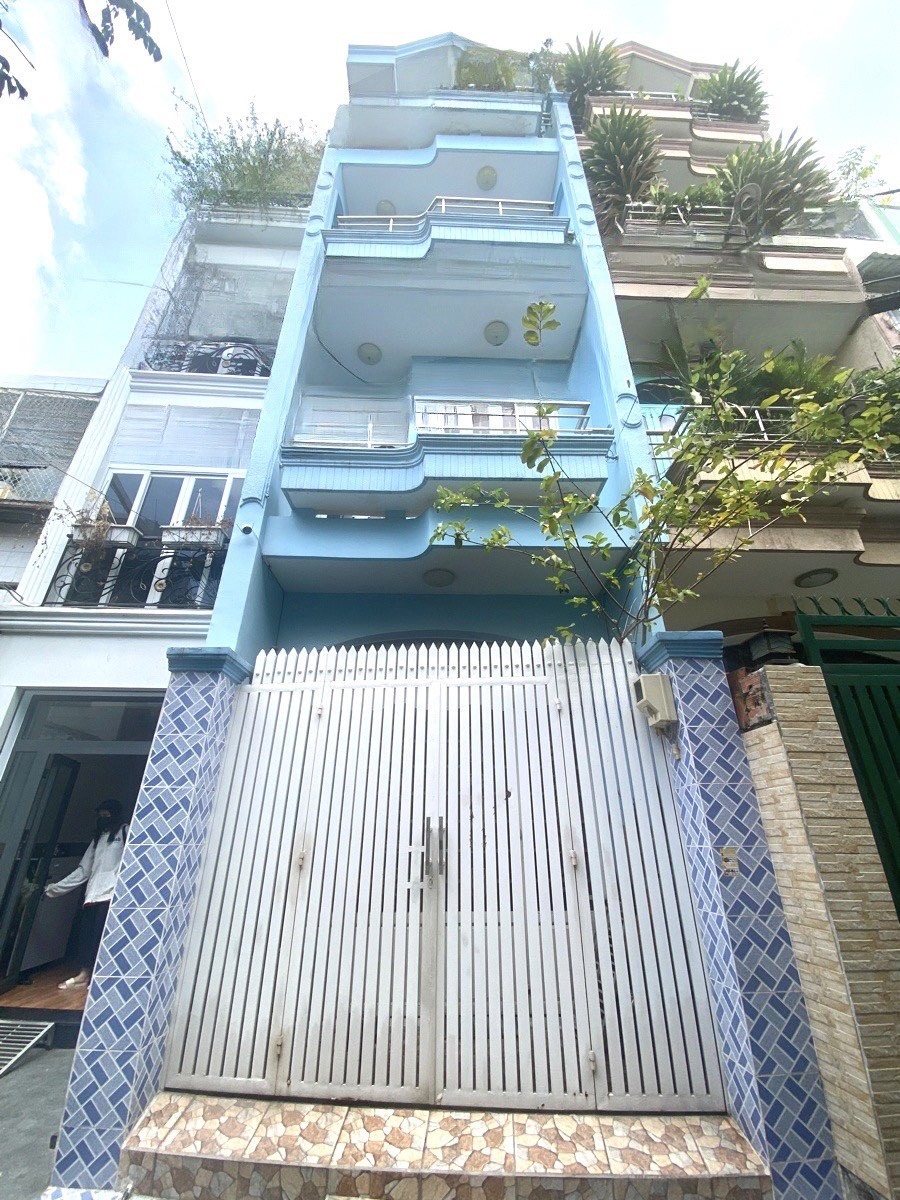 Trung tâm Phú Nhuận giáp Quận 1, 50m2 4 Tầng 5PN, xe hơi tới cửa, ở ngay, 7.3 Tỷ TL