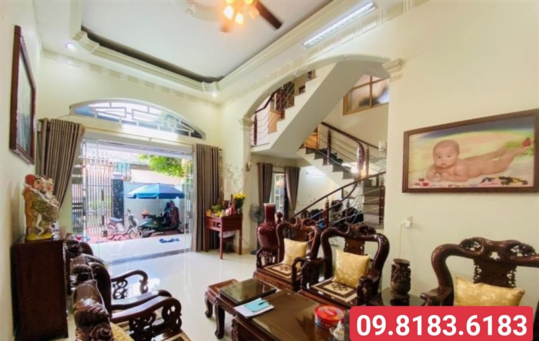 Bán nhà ngõ 124 Lạch Tray, Diện tích 90m 3 tầng sân cổng riêng, dân xây, GIÁ 4.3 tỉ