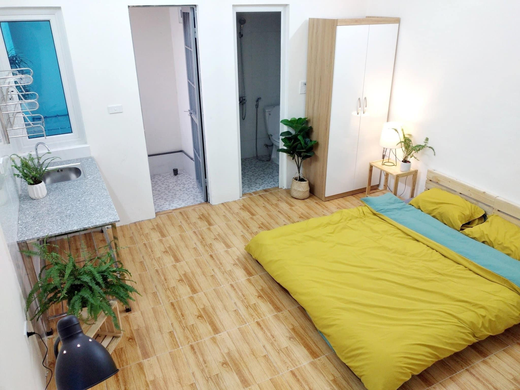 MÌNH CẦN NHƯỢNG PHÒNG (chuyển cuối tháng 5)