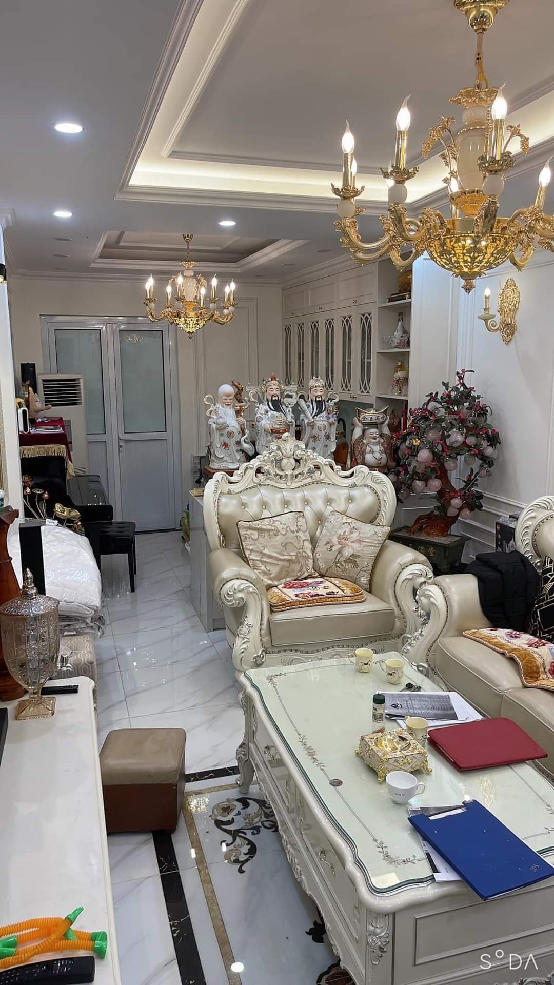 Mặt phố Hoàng Hoa Thám 105m2, 6 tầng, mặt tiền 7m, kinh doanh sầm uất 26 tỷ