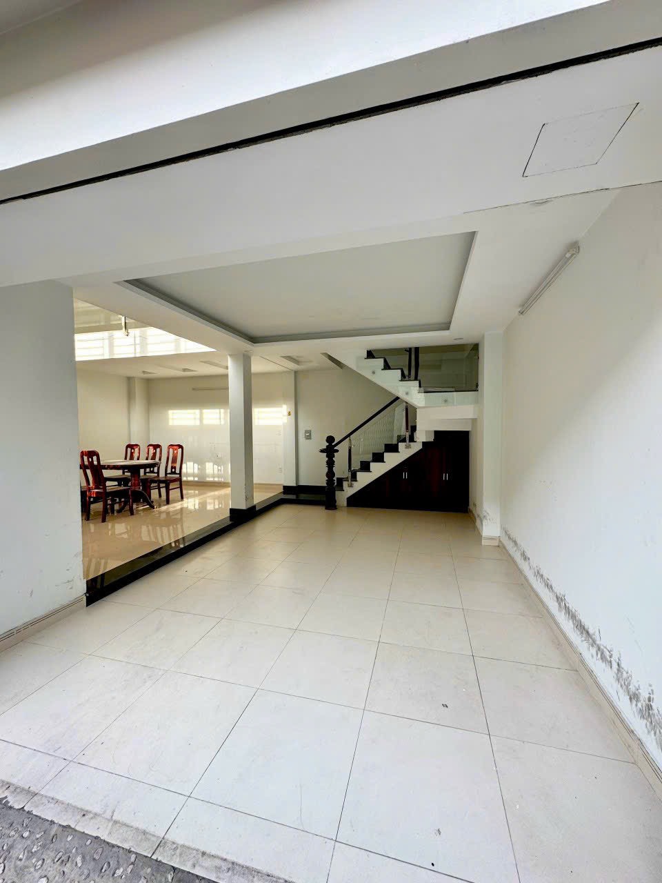 NHÀ BÁN CHÍNH CHỦ BỀ NGANG KHỦNG 8M Đường số 28 - P.6 - GÒ VẤP.-----------------------------------------○ Giá bán: