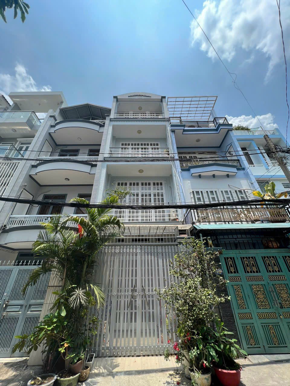 Bán nhà hẻm xe hơi Thông 6m Dương Quảng Hàm P.6 , Gò VấpDien tích 4 x 14Thiết Trệt + 3 lầu đúckhu dân cư trí thức,