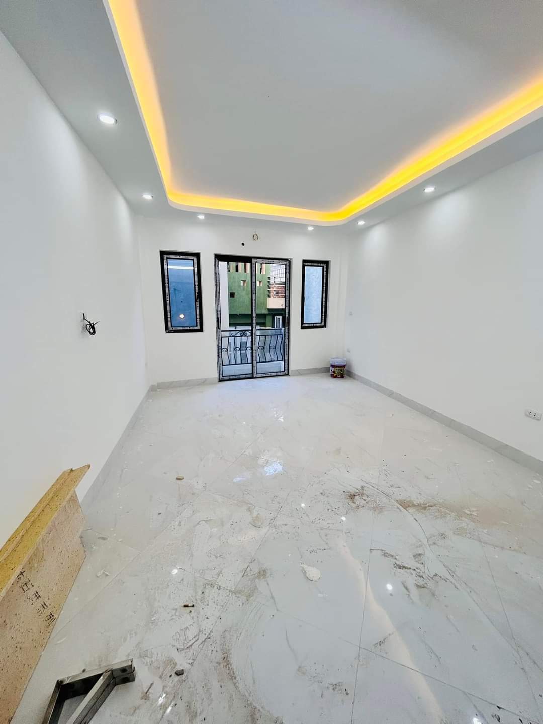 4 tỷ nhà mới đẹp 5 tầng Đông Thiên, Lĩnh Nam, gần ô tô, sát phố, nhà thoáng rộng