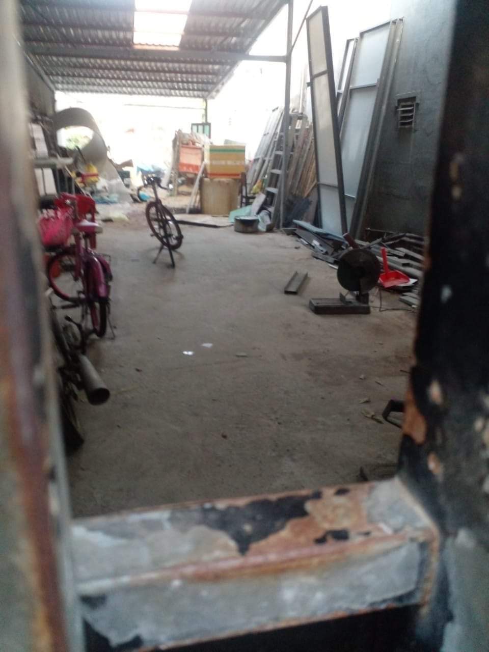 NGỘP NGÂN HÀNG BÁN GẤP NHÀ CẤP 4 TIỆN XÂY MỚI HẺM 3M THỐNG NHẤT P15 GÒ VẤP - 100M2 - 3 TỶ 1 CÒN THƯƠNG LƯỢNG