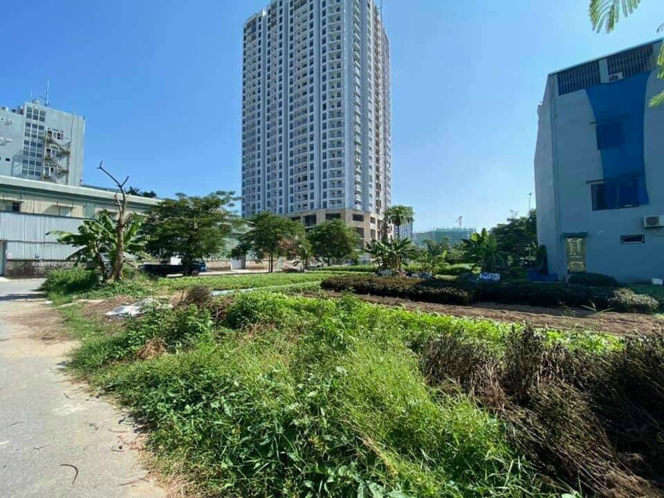 LÀN 2 NGUYỄN CAO- CẠNH ĐƯỜNG LÊ THÁI TỔ- SÁT CHUNG CƯ- MT SIÊU TO 5m-SỔ ĐỎ THƠM PHỨC- CHỈ 4 TỶ x!