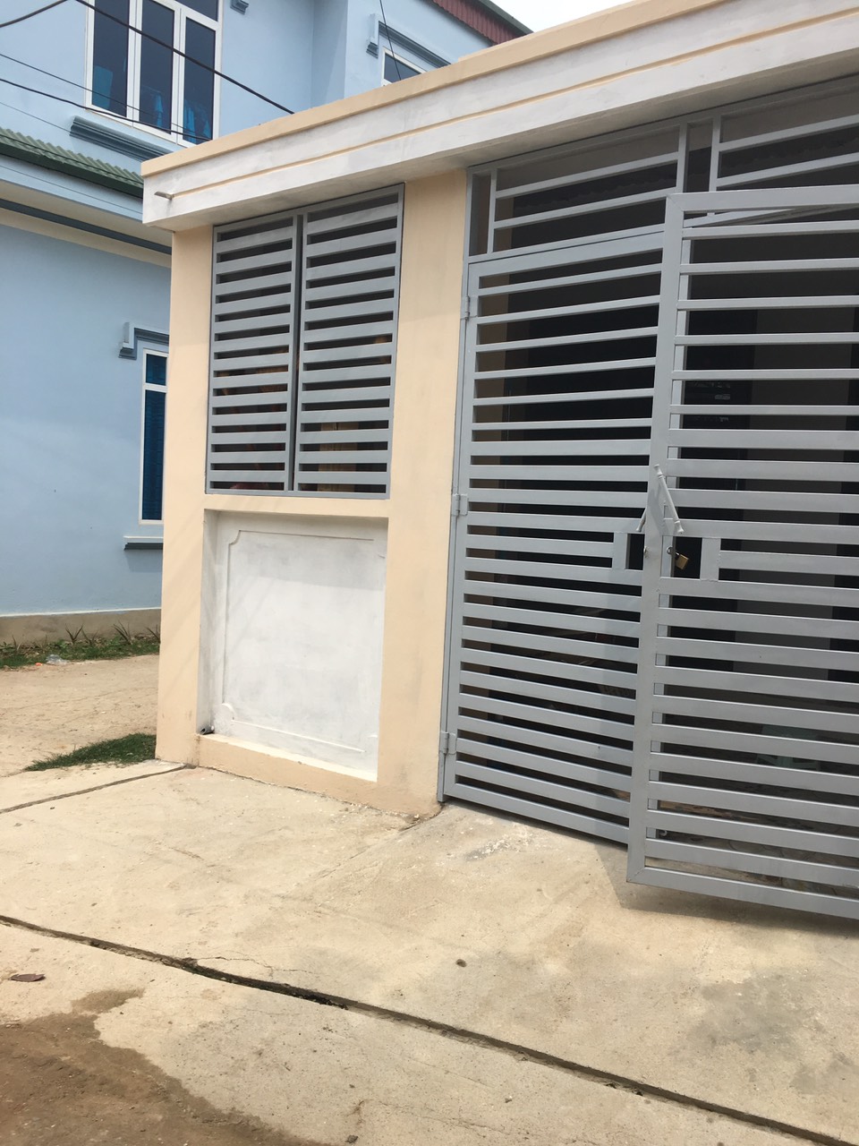 Bán nhanh nhà cáp 4, bản Hồng Líu, phường Noong Bua