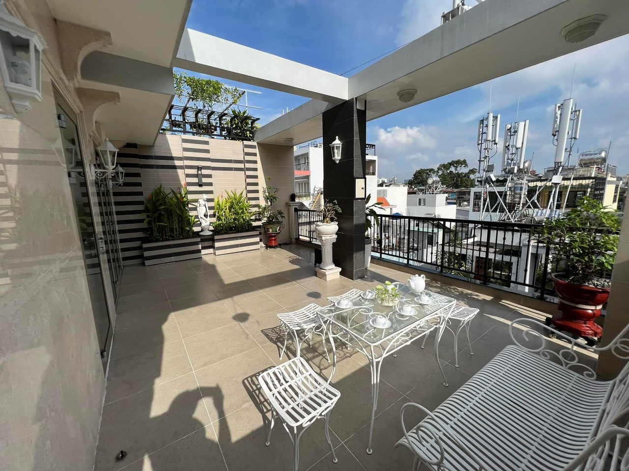 Nhà HXH 38/7B Lam Sơn, 3 tầng, 4PN-WC, 18tr