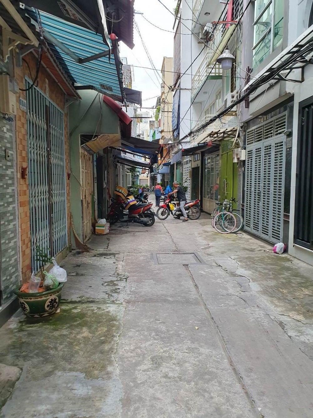 Nhà giá rẻ CMT8, Quận 3, 66m2, chỉ 4 tỷ nhỉnh