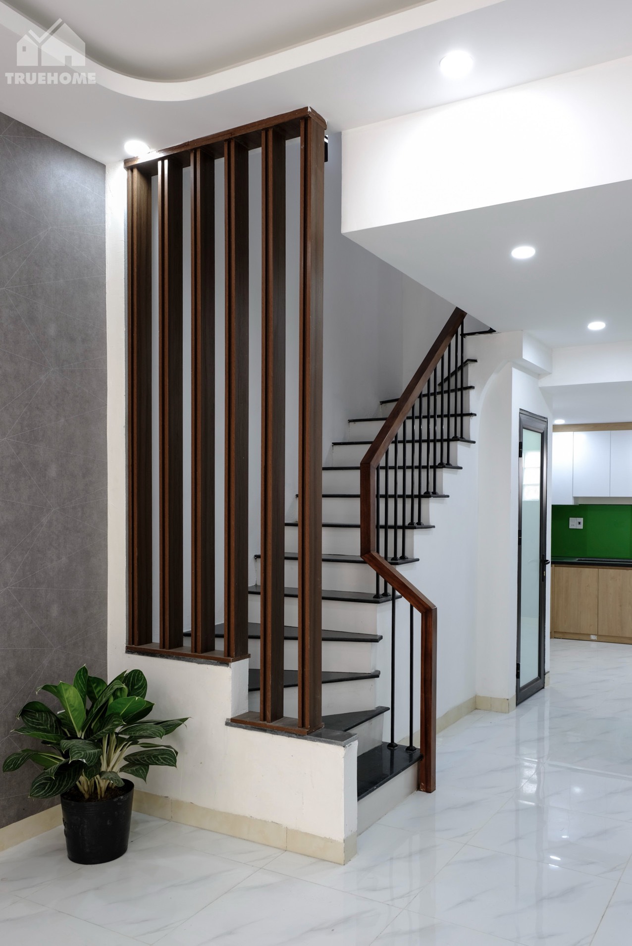 Bán nhà mới xây đẹp từng cm tại Mỹ Nội Bắc Hồng giá nhỉnh 2 tỉ