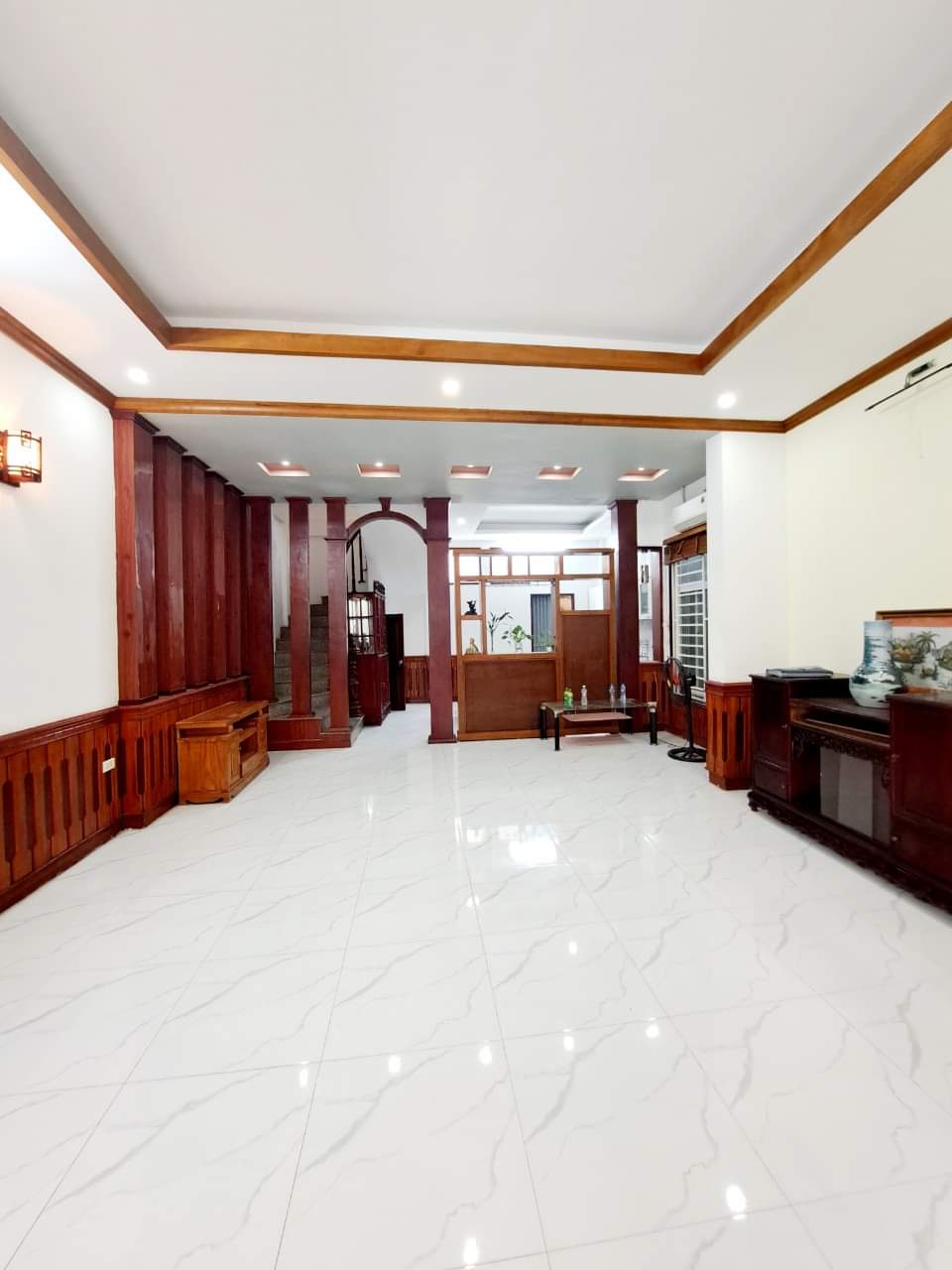 Siêu siêu rẻ nhà Phú Diễn 56m x4t ngõ ô tô tránh.5.9 tỷ SĐCC