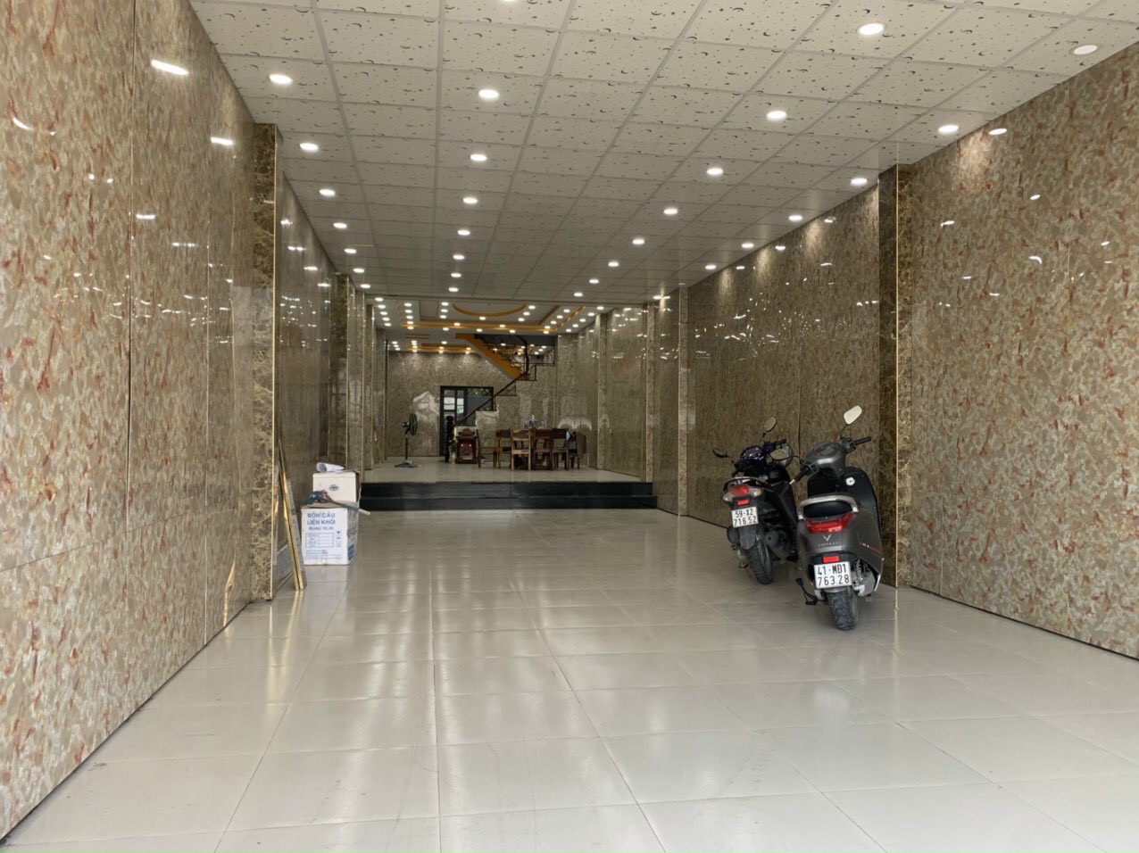 Bán nhà mặt tiền Đường Nguyễn Xiển gần VinHomes Quận 9, dt 146m2 giá 10,5 tỷ