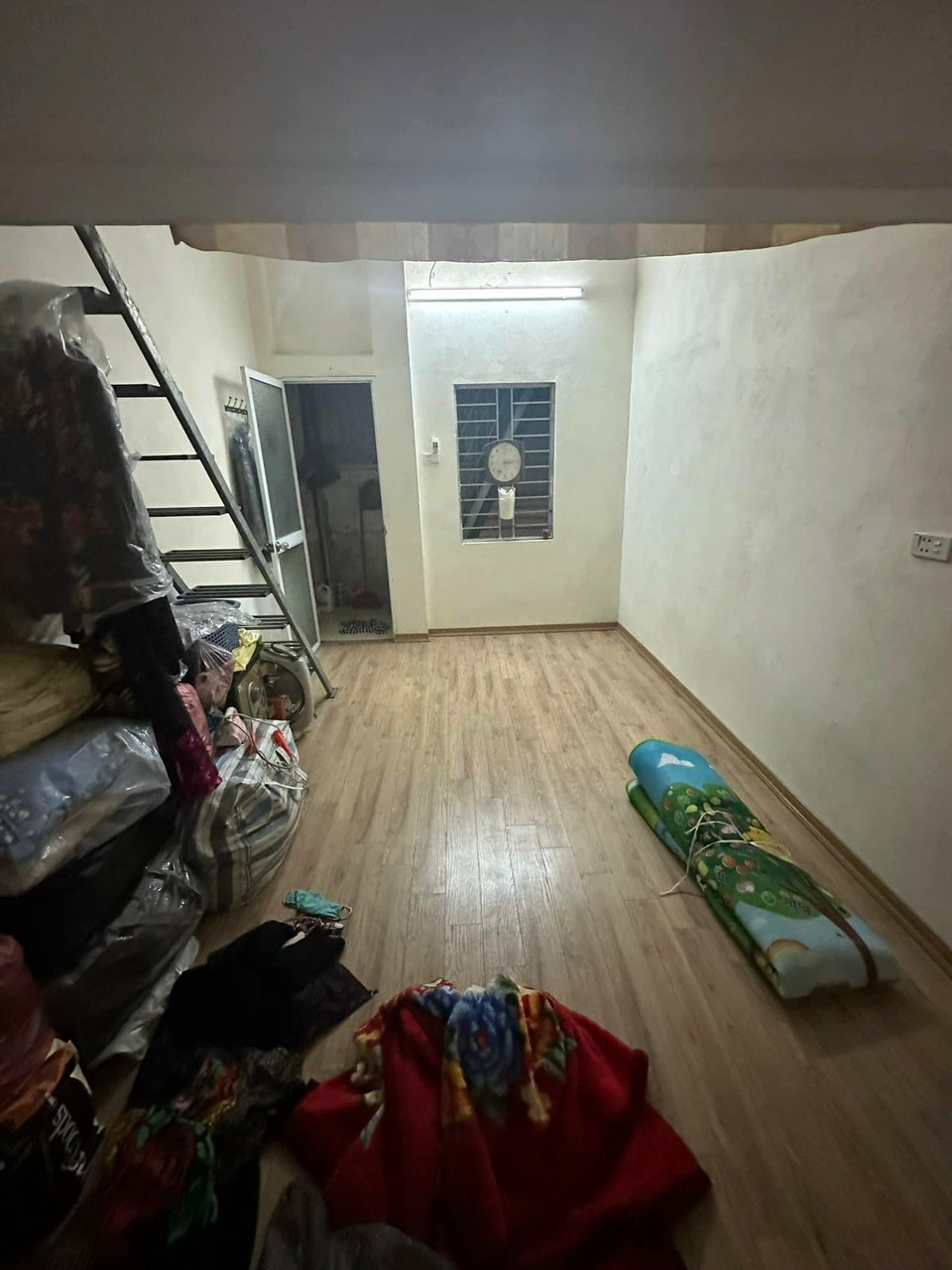 Bán nhà Bạch Mai, ngõ nông đẹp, phù hợp khách tài chính nhỏ hoặc đầu tư, giá 2.48 tỷ