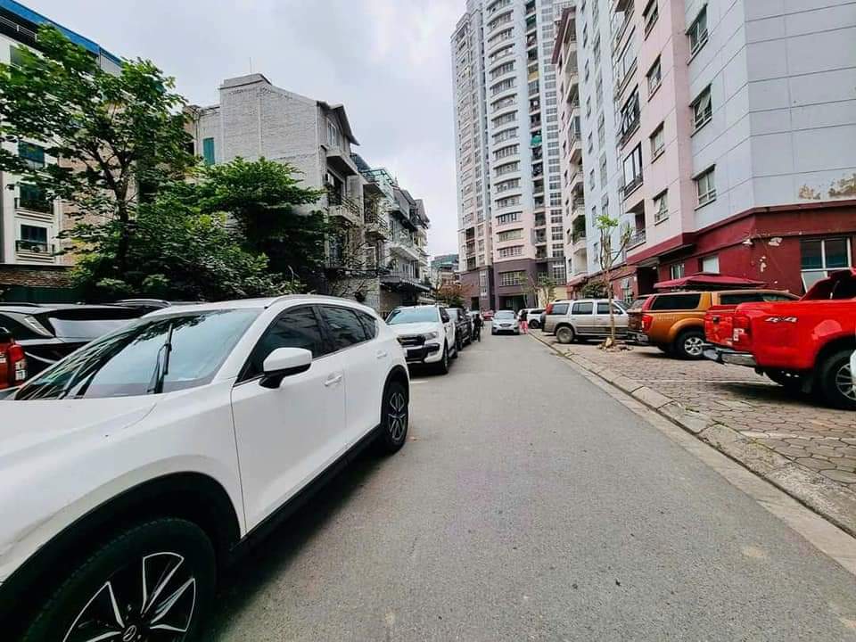 BIỆT THỰ MỄ TRÌ, NAM TỪ LIÊM, Ô TÔ TRÁNH - CÁCH PHỐ 30M - THANG MÁY. TIỆN ÍCH KHU ĐÔ THỊ ĐẲNG CẤP.DIỆN TÍCH: 108M, 4