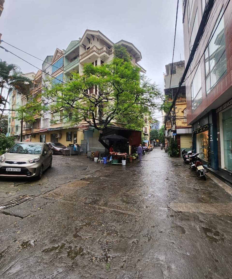 5tỷ SỞ HỮU NHÀ NGHĨA TÂN - CẦU GIẤY. NHÀ CỰC ĐẸP 2 THOÁNG - CÁCH Ô TÔ TRÁNH 30M - KHU VỰC KINH DOANH SẦM UẤT.