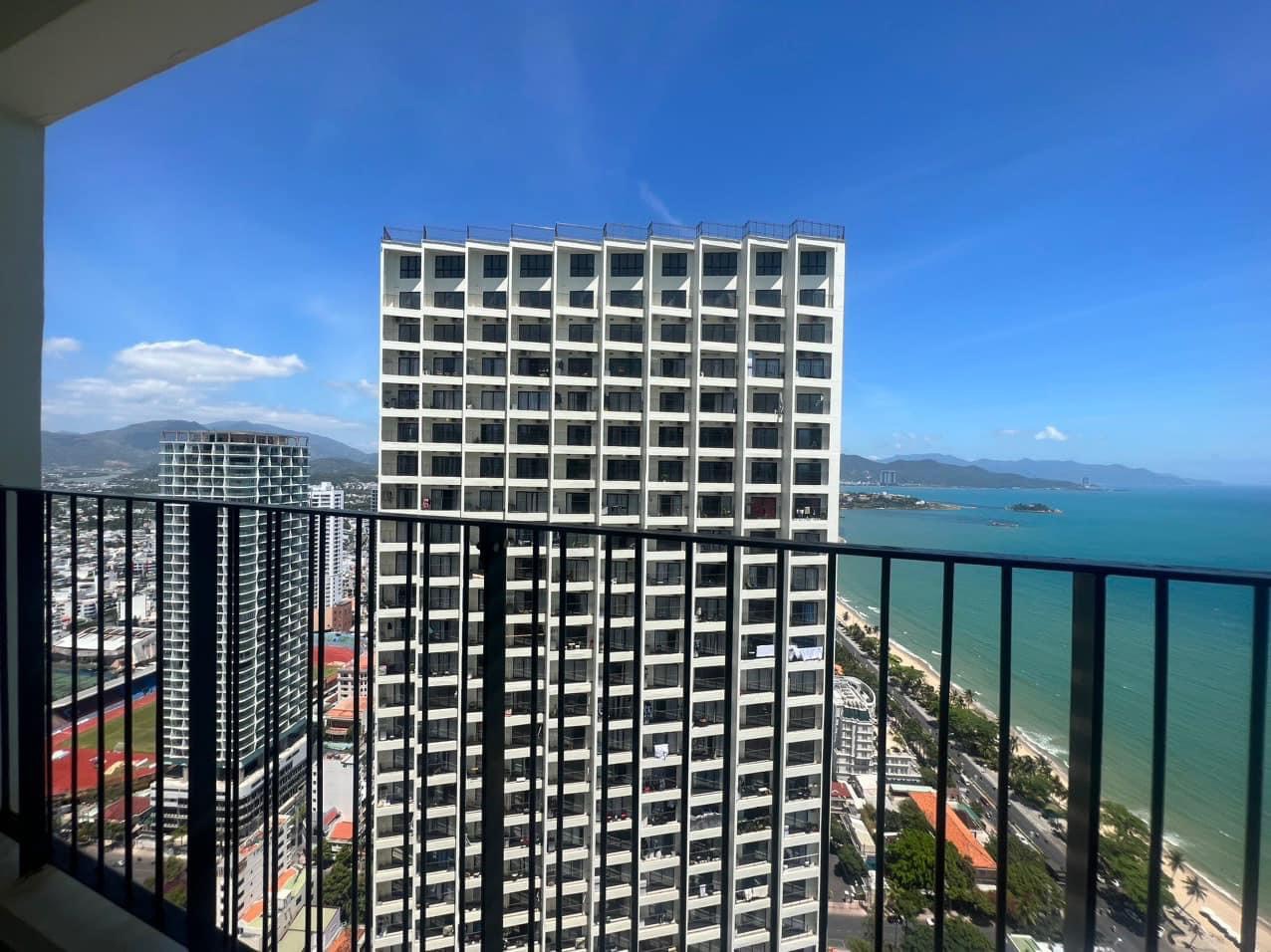 Cho Thuê CHCC Toà Nam Goldcoast. Trung Tâm Tp Nha Trang. Cách Biển 50m.