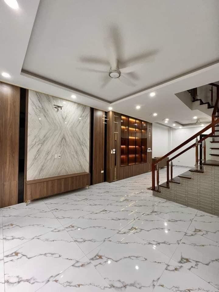 Bán nhà Giáp Bát, 45mx 5T - Ô TÔ CÁCH 30M - NHÀ MỚI