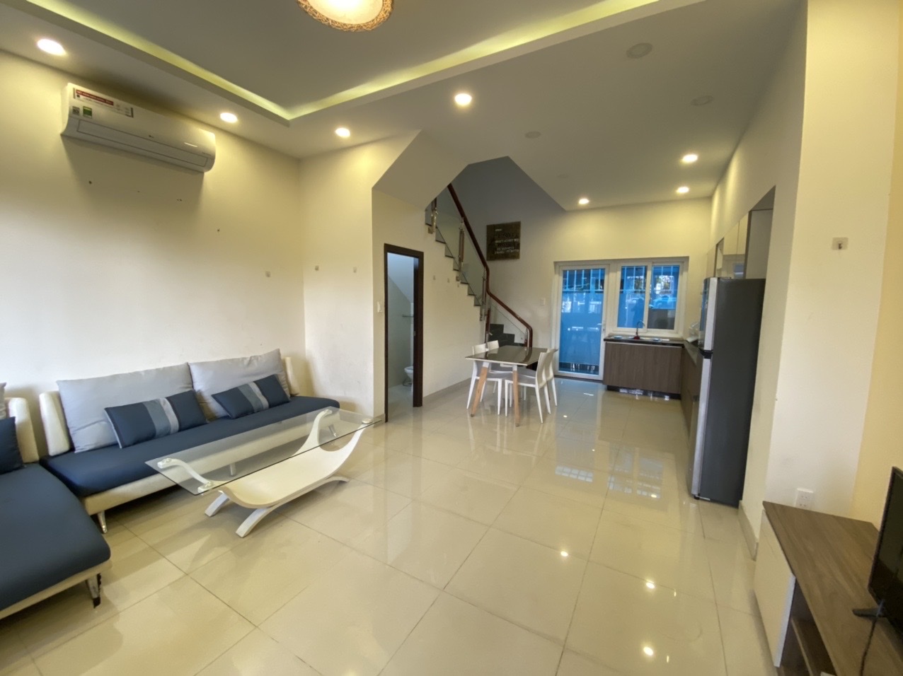 CHO THUÊ NHÀ NGUYÊN CĂN KHU KHANG ĐIỀN, QUẬN 9, FULL NỘI THẤT, FULL TIỆN ÍCH, GIÁ TỐT KHU VỰC