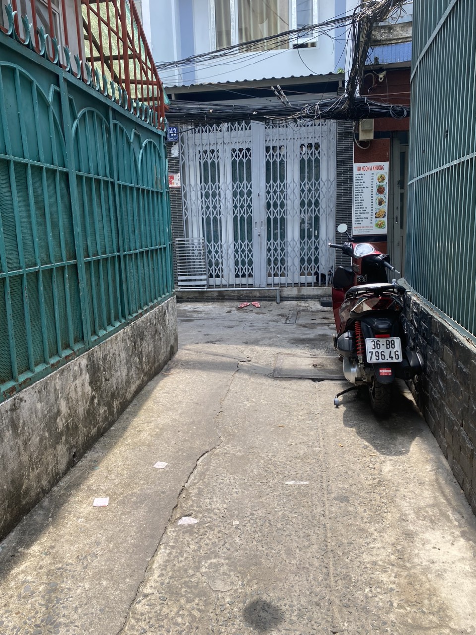 Với 3.28 tỷ có ngay nhà hẻm 2pn đường Nguyễn Cư Trinh, P.NCT, Quận 1