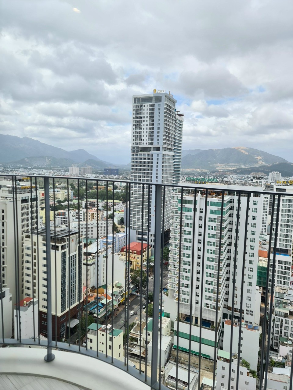 Cho thuê căn hộ cao cấp PANORAMA : Căn Góc. Đẹp Nhất Tầng 22