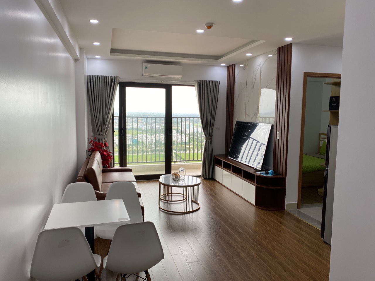 Cho thuê căn hộ chung cư Tecco Center Point. Dọn vào ở ngay