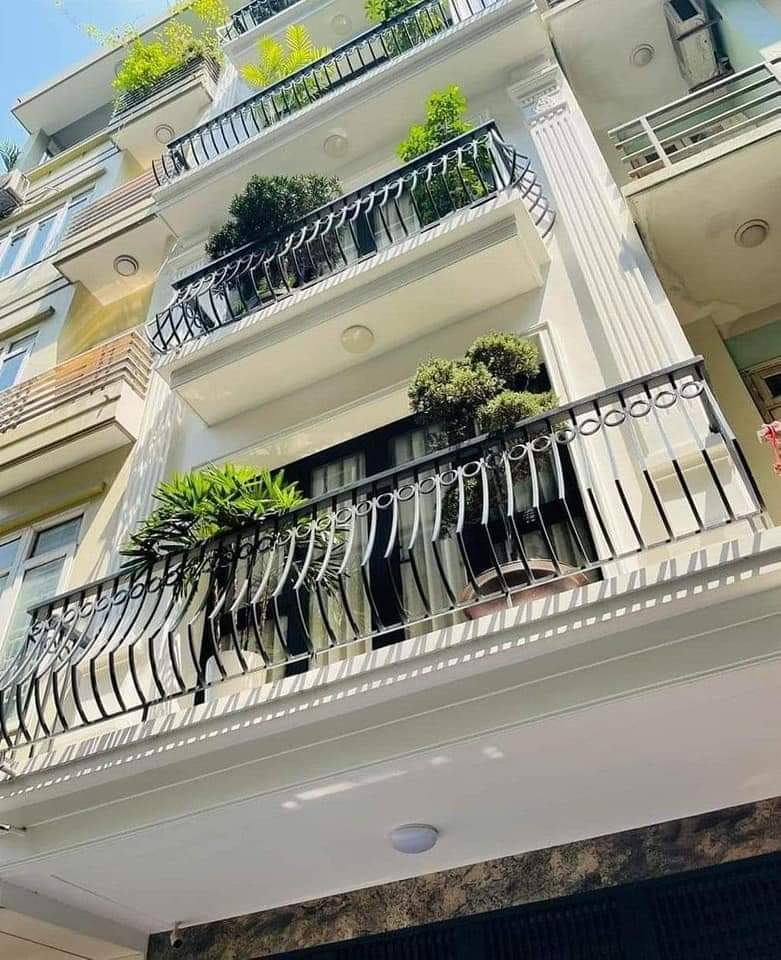 Cho Thuê Nhà #TRUNG_HÒA, CG. 62m2. 5 Ngủ 5 Điều Hòa. Phòng Cực Rộng. Sàn Gỗ. 16tr/tháng