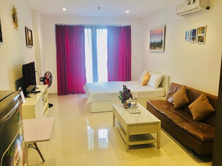 Chính chủ cần bán gấp căn officetel dự án Sky Center, số 5B Phổ Quang, q. Tân Bình, TP Hồ Chí Minh