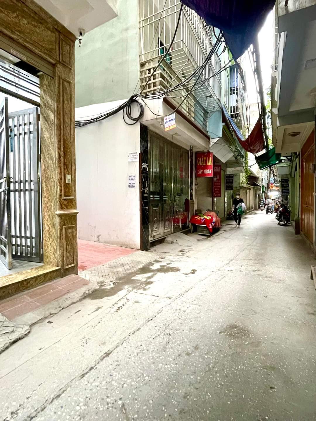 MỸ ĐÌNH - LÔ GÓC - MẶT NGÕ Ô TÔ KINH DOANH - NHÀ KIÊN CỐ.CÁCH BẾN XE 2KM, SÂN VẬN ĐỘNG 1KM. TIẾP GIÁP KHU ĐÔ THỊ MỸ