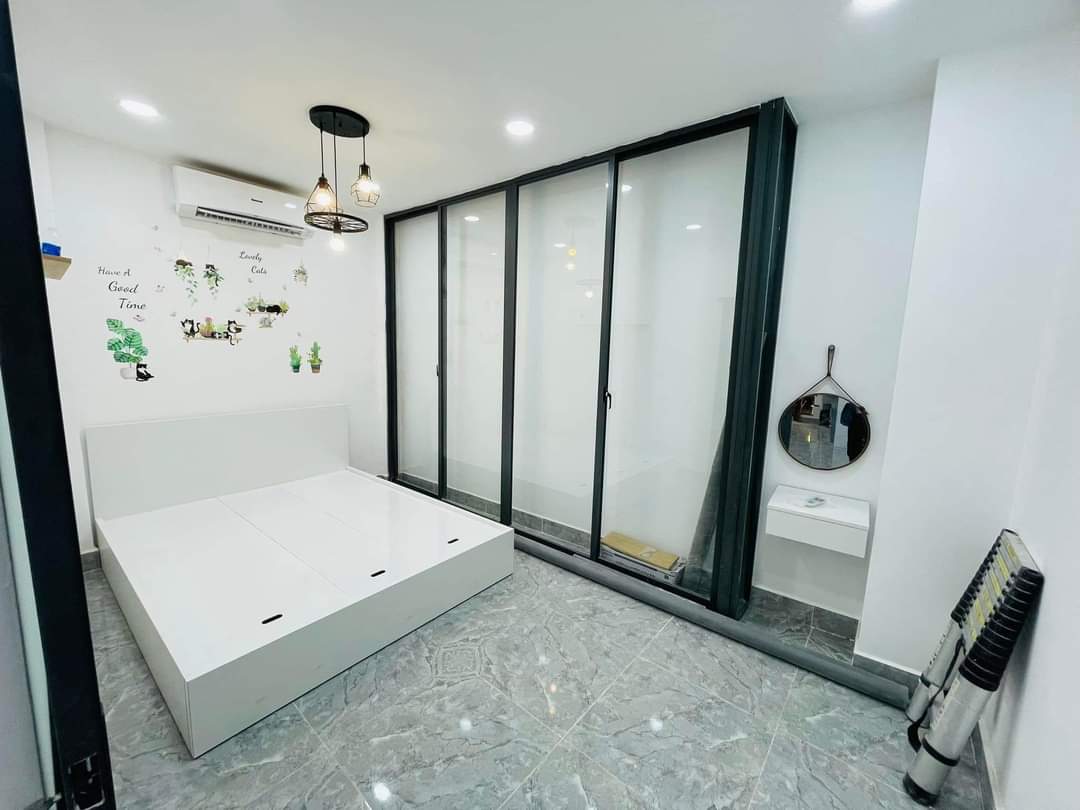 HÀNG NÓNG TÂN BÌNH - NHÀ MỚI VÀO Ở NGAY - 2 MT CỰC KỲ THOÁNG MÁT - 2 TẦNG - 2PN . NHỈNH 3 TỶ. CHỐT