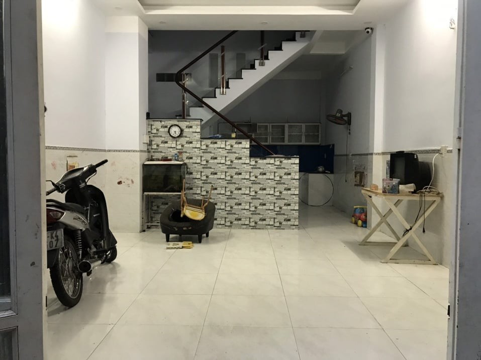 Bán Gấp Nhà 3 Tầng 45m2 Tây Hòa,Quận 9, SHR, không quy hoạch,nhà mới vào ở ngay