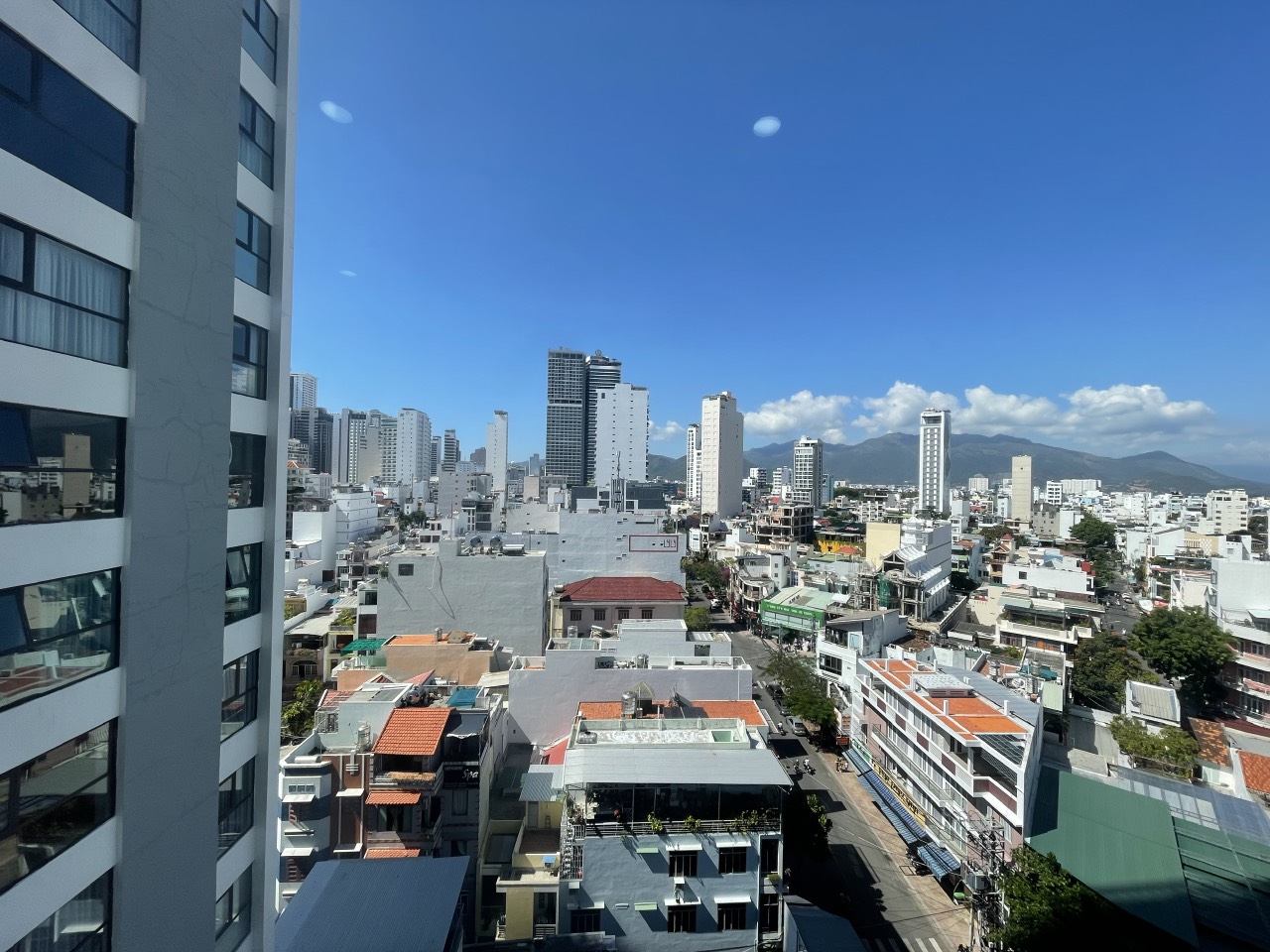 Cho thuê Căn Góc CHCC Hud Building. số 4 Nguyễn Thiện Thuật,đối diện Vincom,