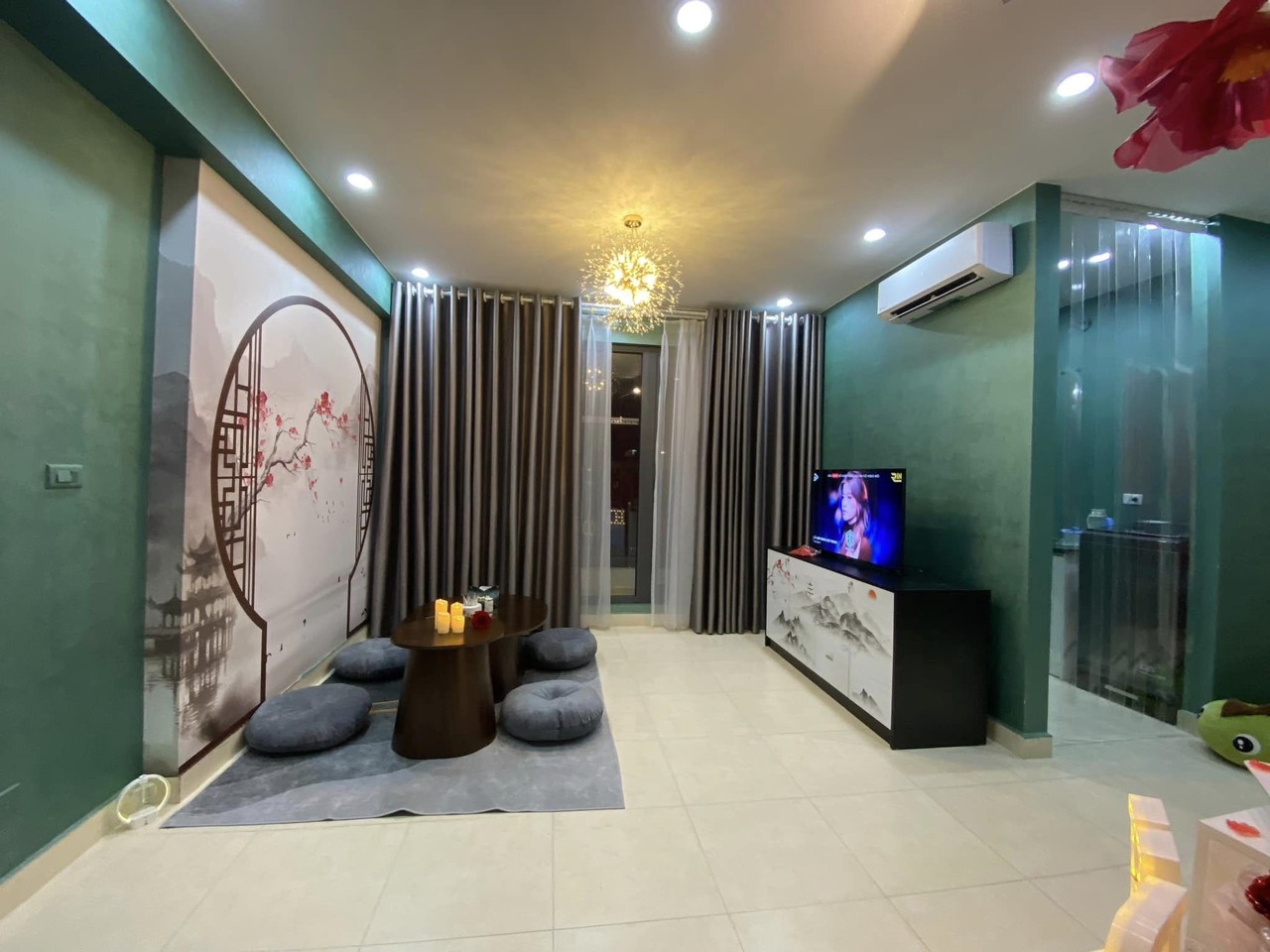 PHÒNG ĐẸP GIÁ RẺ NGAY TẠI TRUNG TÂM HÒN GAI GẦN CHỢ HẠ LONG 1, CÔNG VIÊN, CỘT ĐỒNG HỒ, BẢO TÀNG .