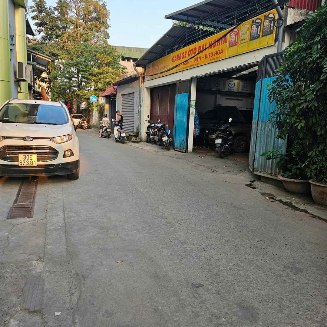 Lô đất VIP - Phố Văn Cao - Trung Tâm Quận Ba Đình, 176m, Mt10m, Giá 37 tỷ.