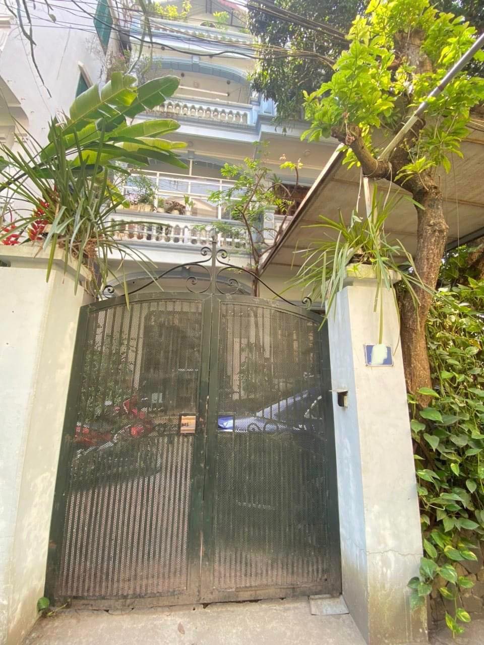 TẤY HỒ 140M2 4 TẦNG Ô TÔ VÀO NHÀ. Giá: NHỈNH 90 triệu/1m2.